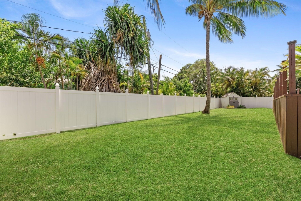 728 Ne 9th Avenue - Photo 33