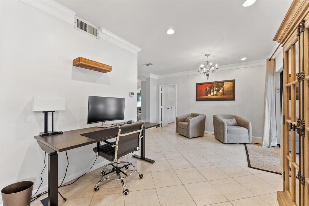 728 Ne 9th Avenue - Photo 9