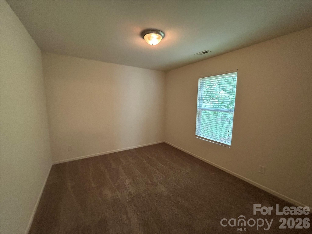 3015 Meadow Knoll Drive - Photo 15