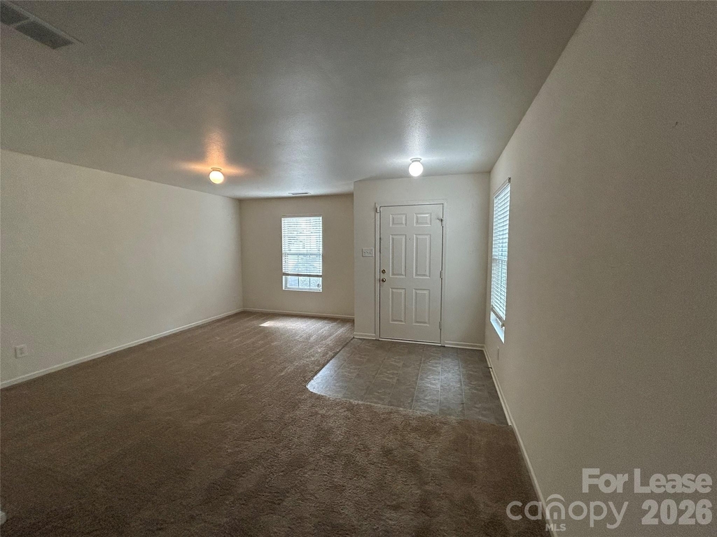 3015 Meadow Knoll Drive - Photo 2