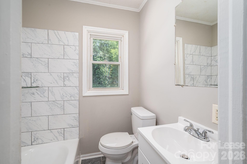 913 Edgemont Avenue - Photo 4