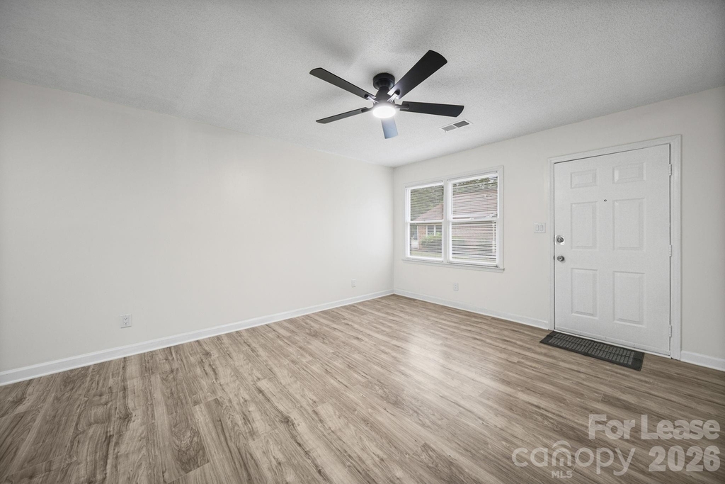 1110 Chandler Drive - Photo 10