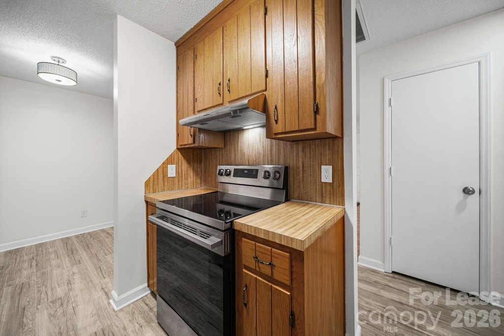 1110 Chandler Drive - Photo 5