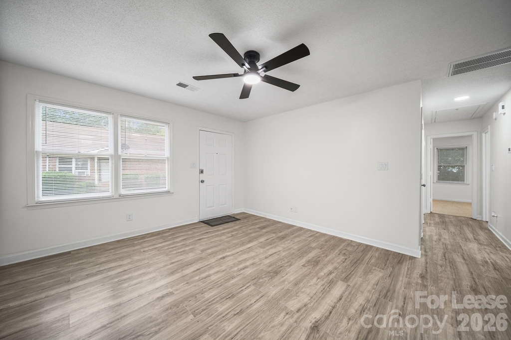 1110 Chandler Drive - Photo 8