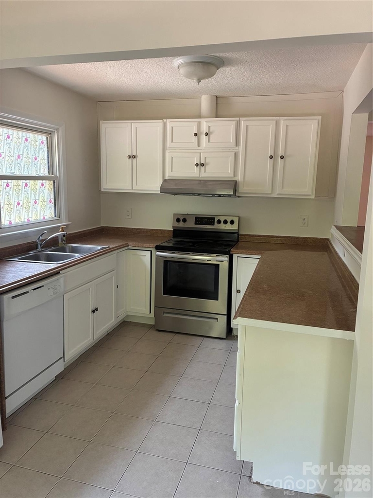 2334 Senior Drive - Photo 5