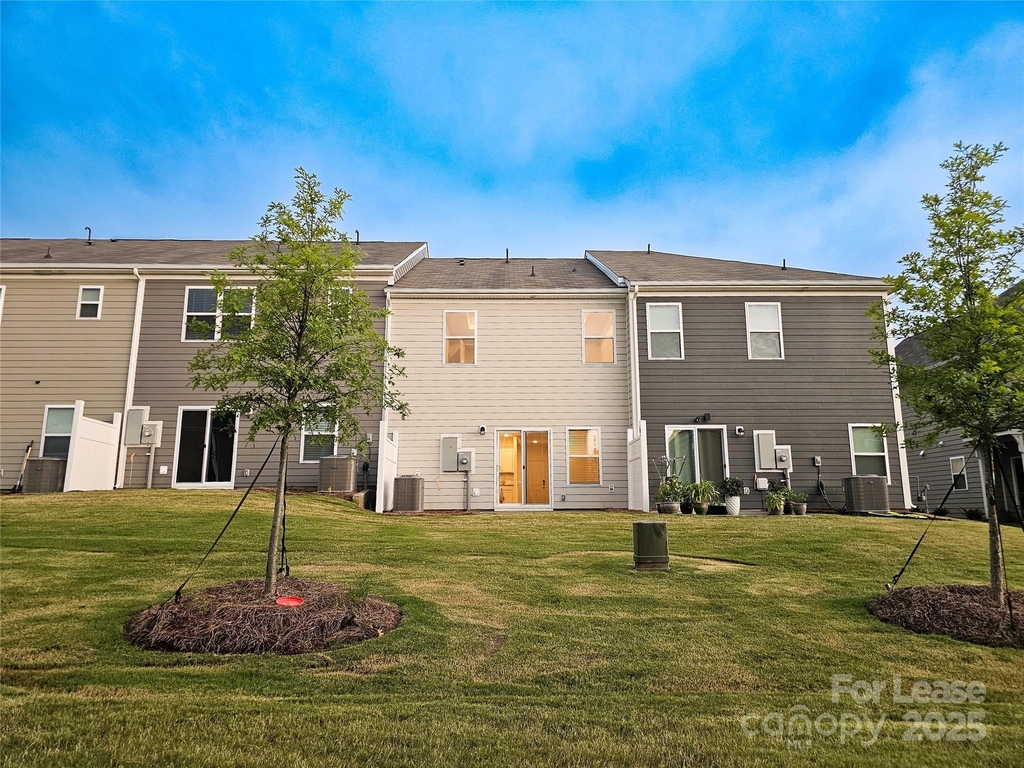 2744 Yeager Drive Nw - Photo 21