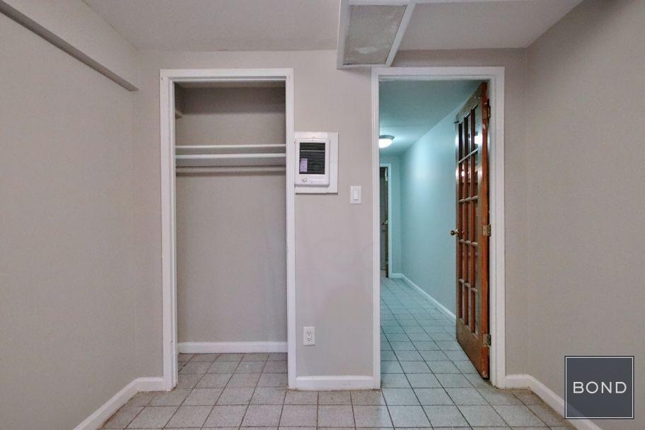112 East 7th Street - Photo 4