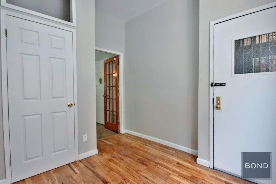 112 East 7th Street - Photo 6