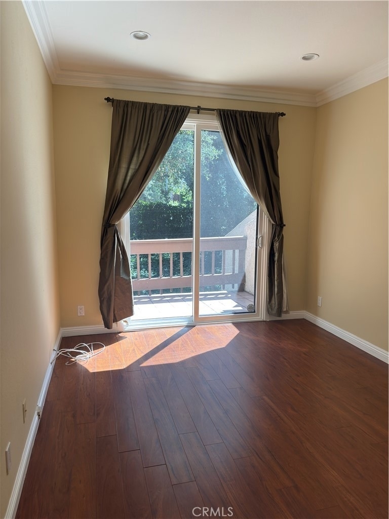 1138 Las Riendas Way - Photo 8