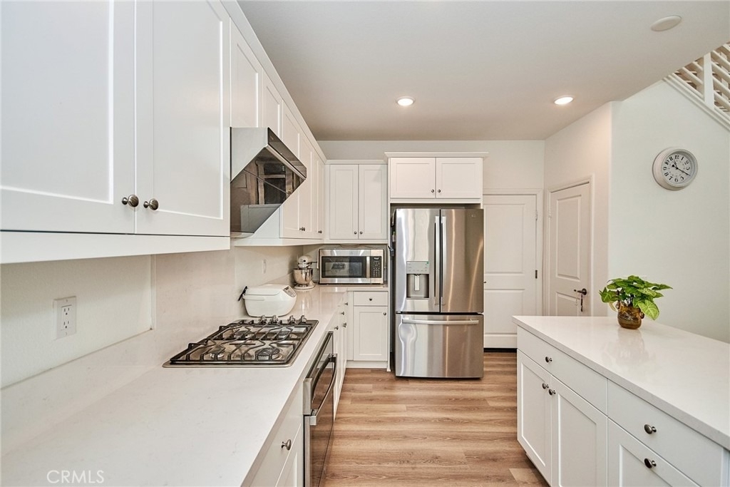 8788 Newview Place - Photo 4