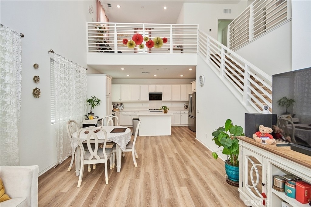 8788 Newview Place - Photo 5