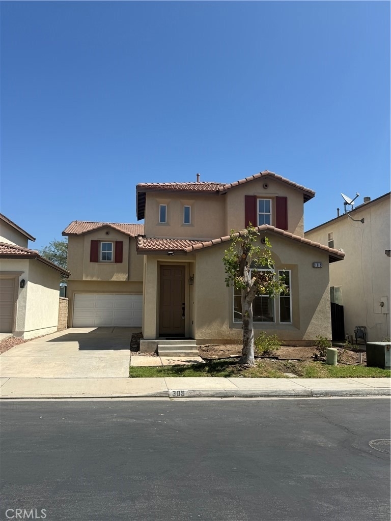 309 Lydia Lane - Photo 0