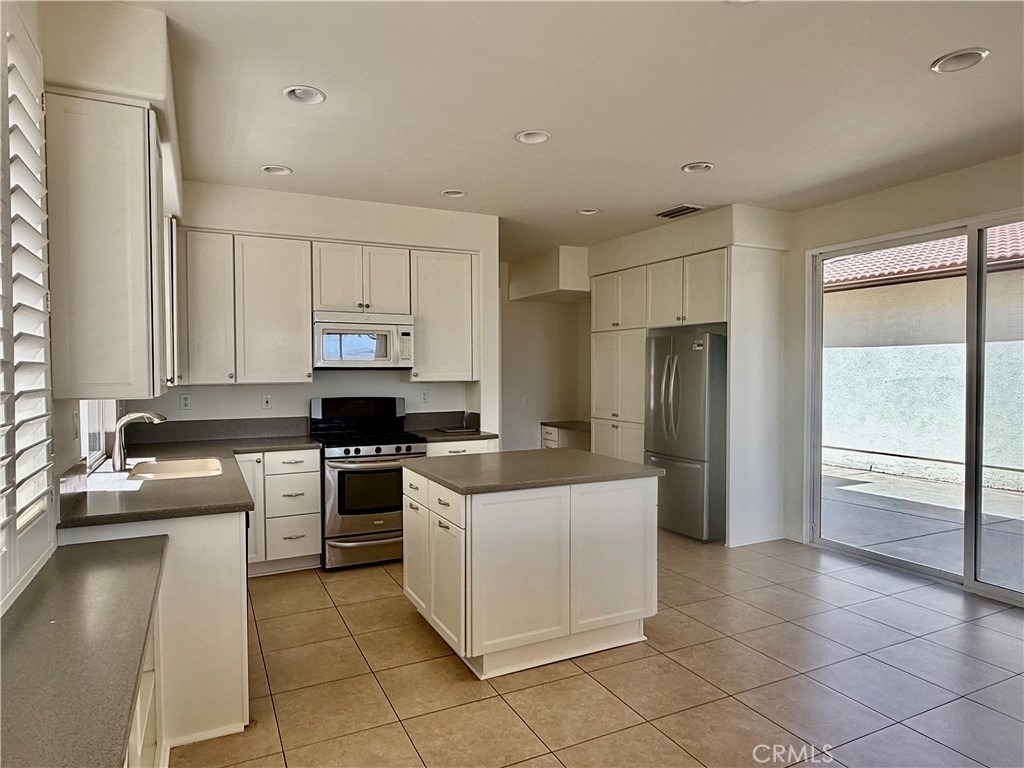 309 Lydia Lane - Photo 5