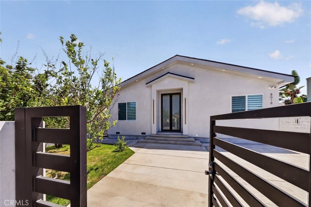 8018 Shadyglade Avenue - Photo 2