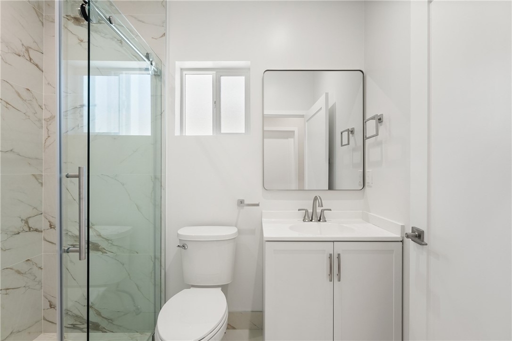14924 Kittridge St - Photo 10