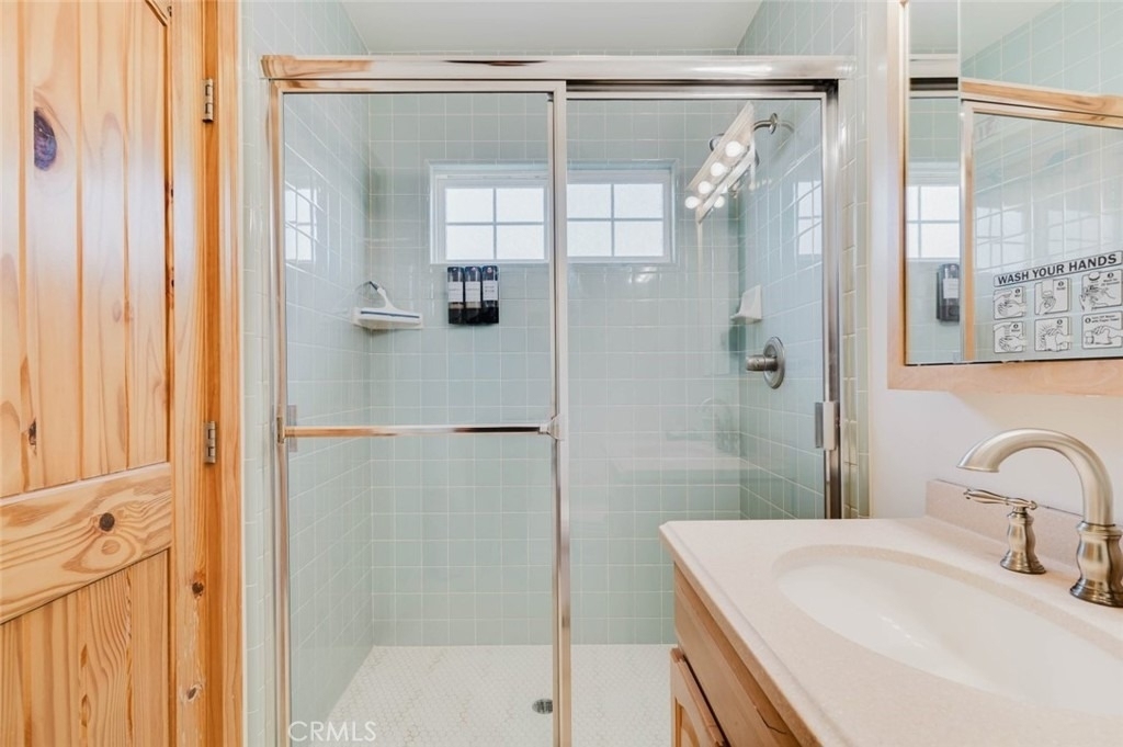 1527 N Valley Street - Photo 2