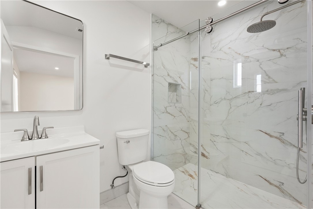 14926 Kittridge St - Photo 14