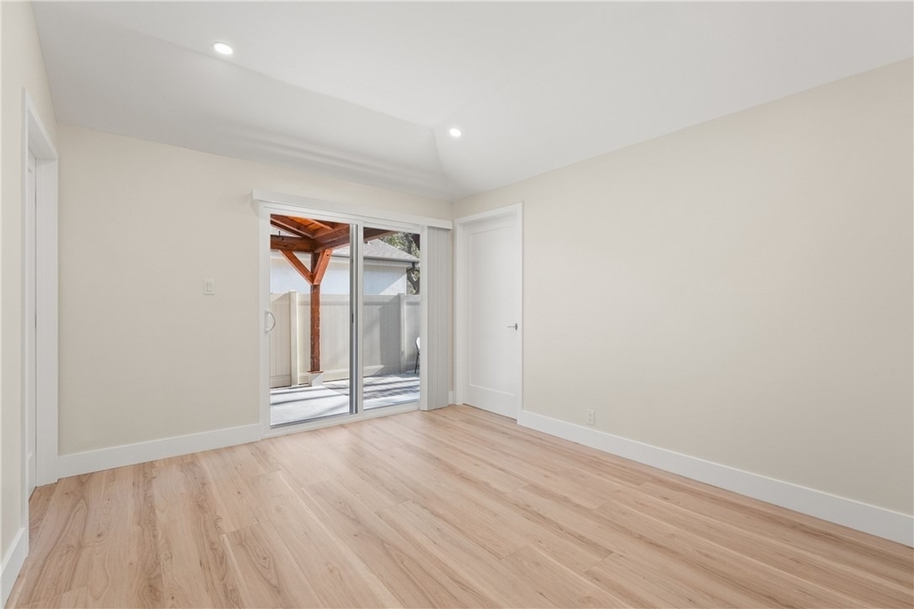 14926 Kittridge St - Photo 15