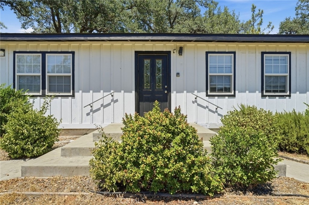 6613 Stoney Dr - Photo 1
