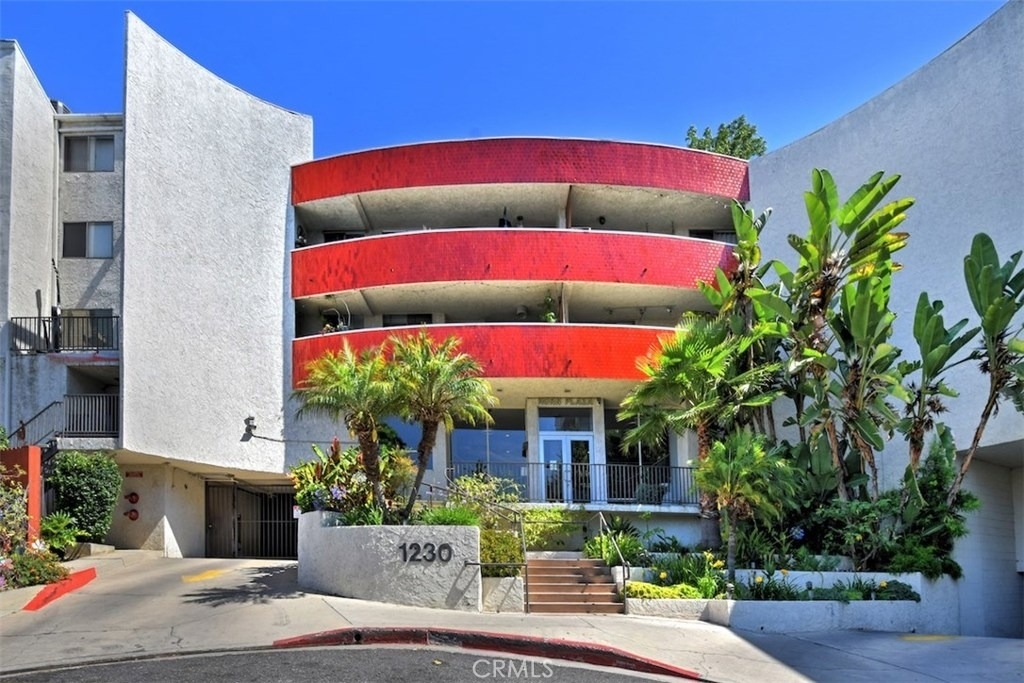 1230 Horn Avenue - Photo 0