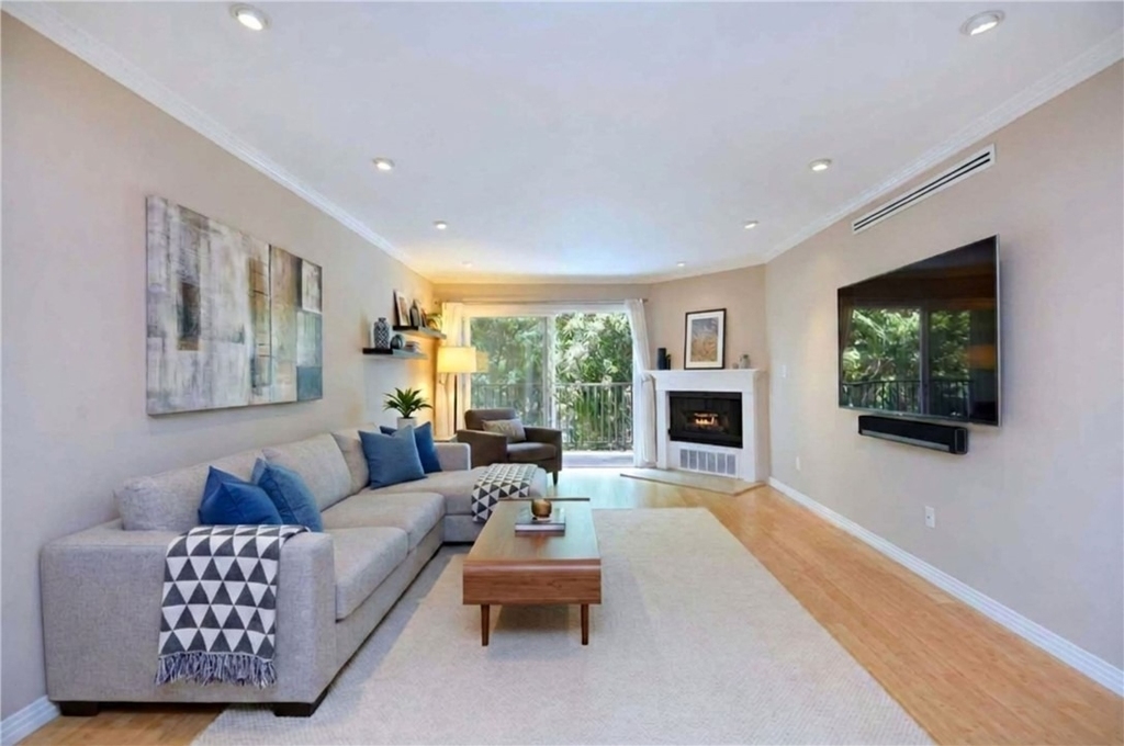 1230 Horn Avenue - Photo 3
