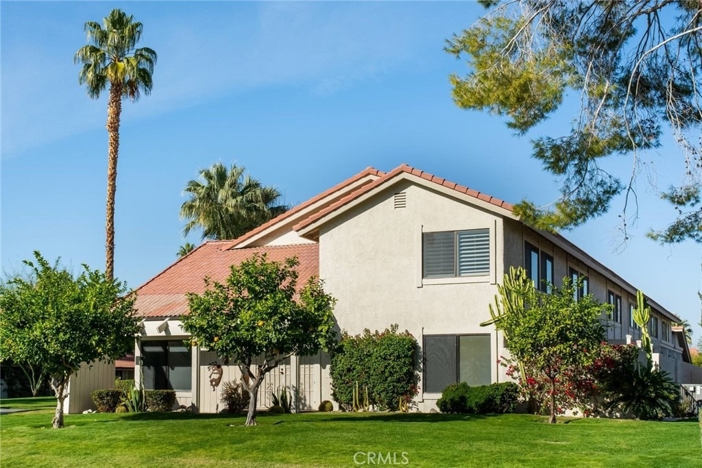 6134 Arroyo - Photo 1