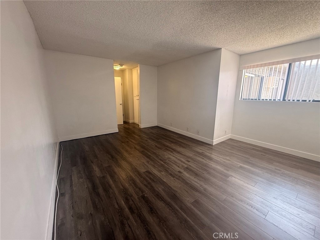 1420 N Mansfield - Photo 15