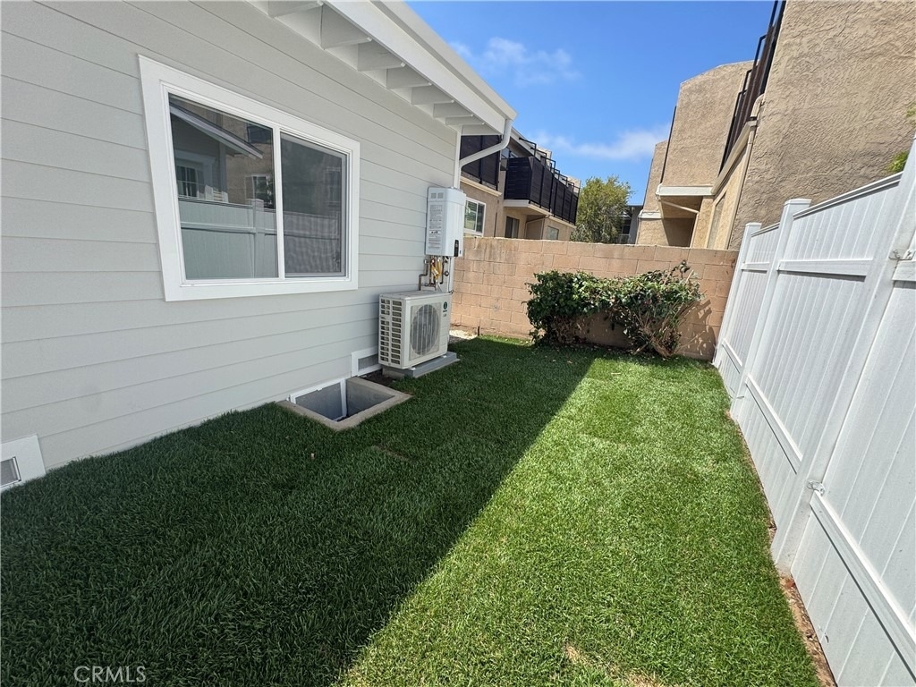 108 S Guadalupe - Photo 26