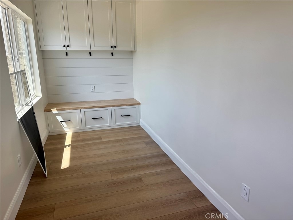 108 S Guadalupe - Photo 1
