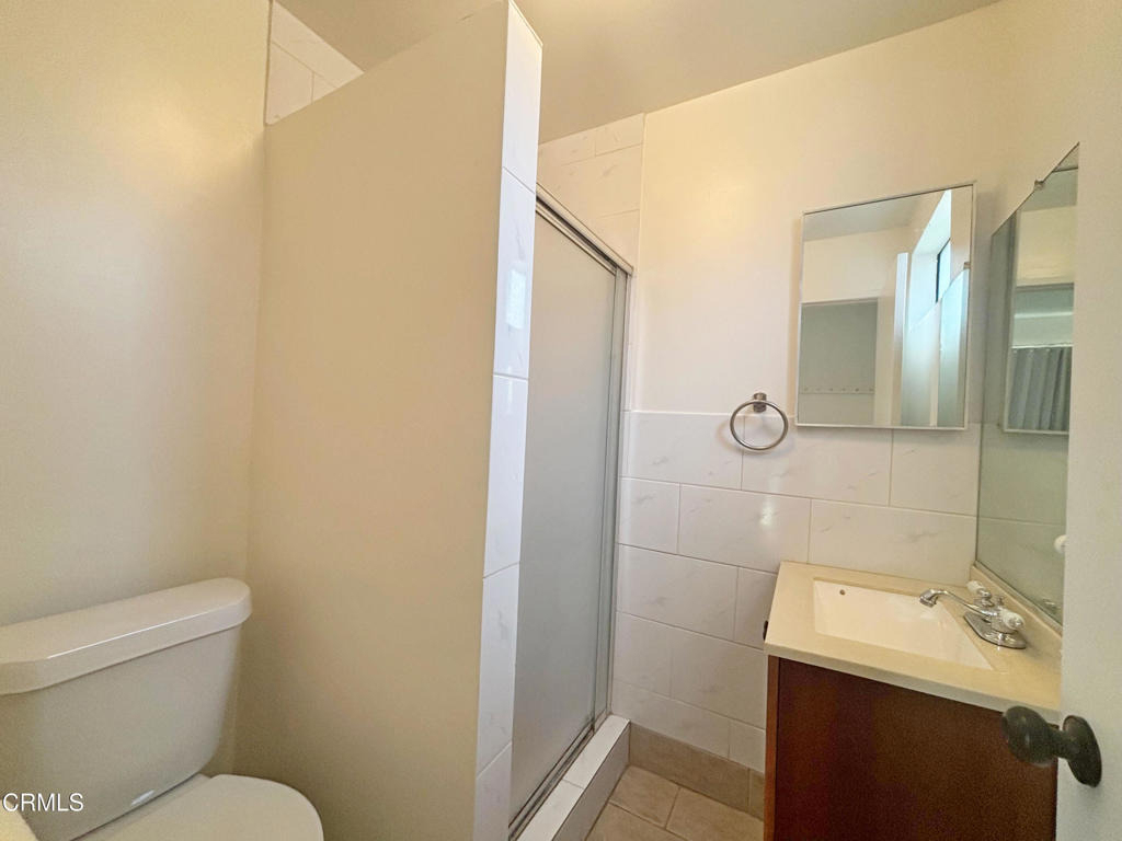 5612 Glickman Avenue - Photo 17