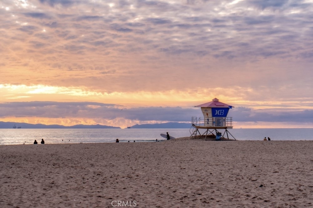 225 20th - Photo 1