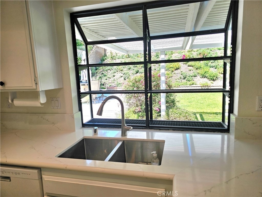 25825 Southbrook - Photo 4