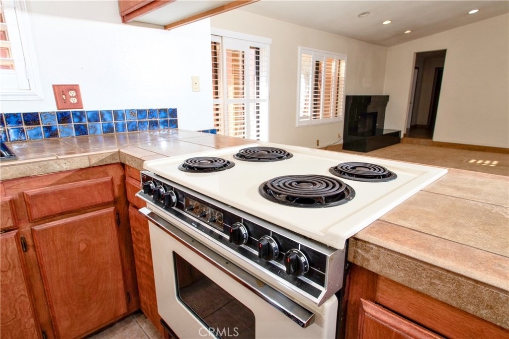 64337 Doral Drive - Photo 5