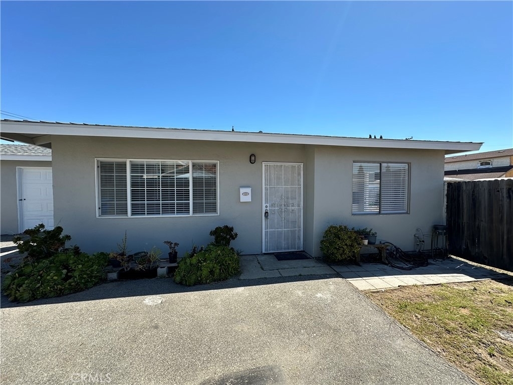 4754 Grace Avenue - Photo 1
