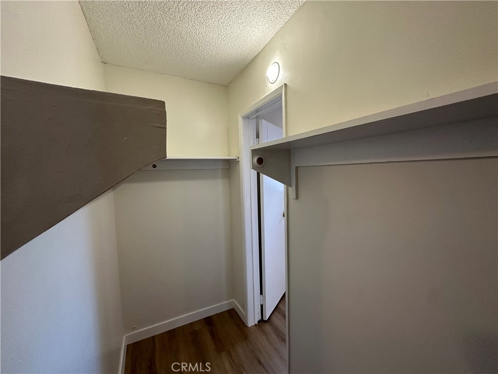 4754 Grace Avenue - Photo 10
