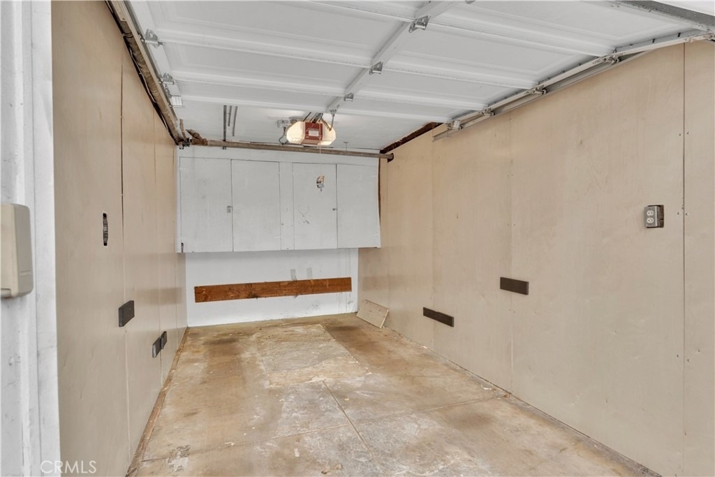 1250 E 1st Street - Photo 32