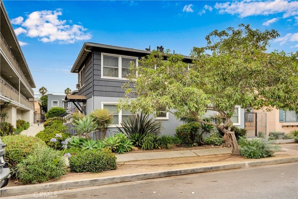 1250 E 1st Street - Photo 40