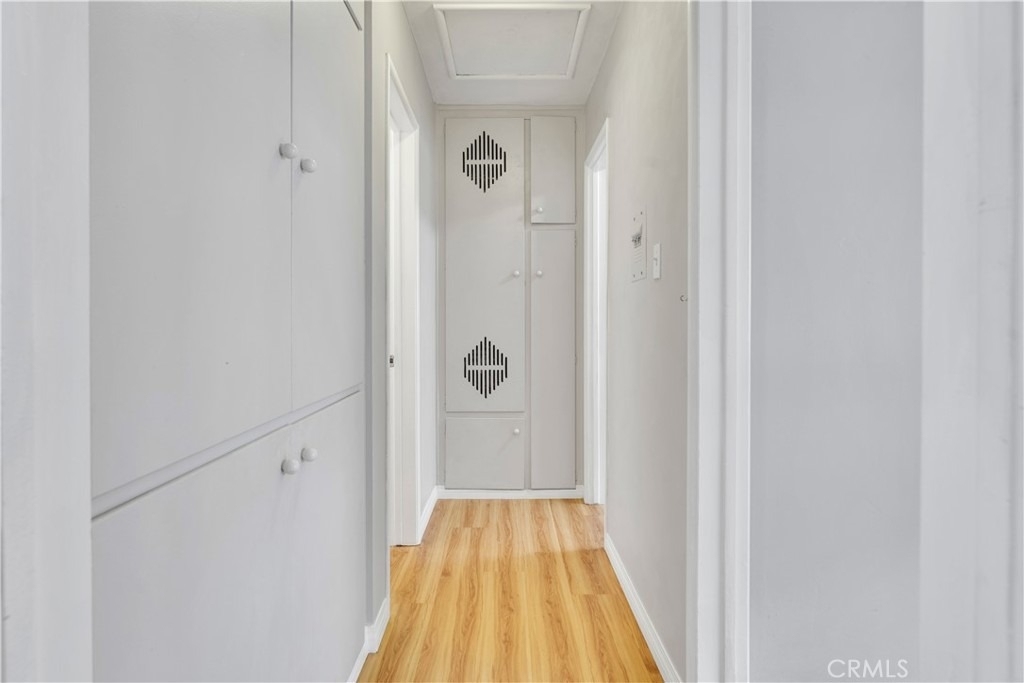 1250 E 1st Street - Photo 20