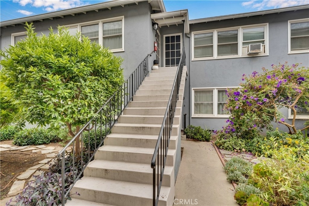 1250 E 1st Street - Photo 35