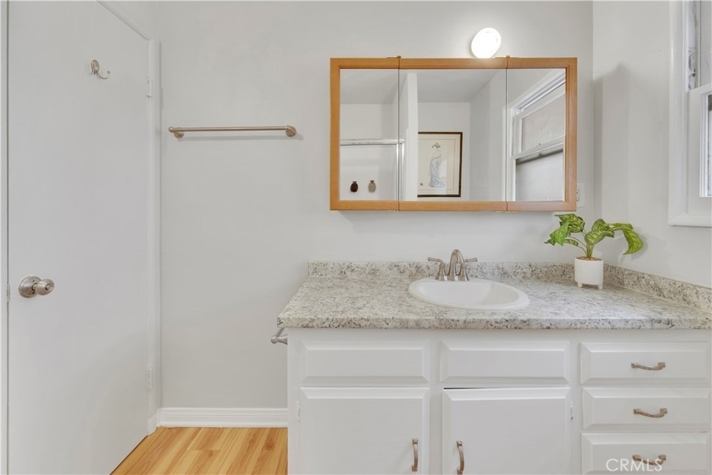 1250 E 1st Street - Photo 18