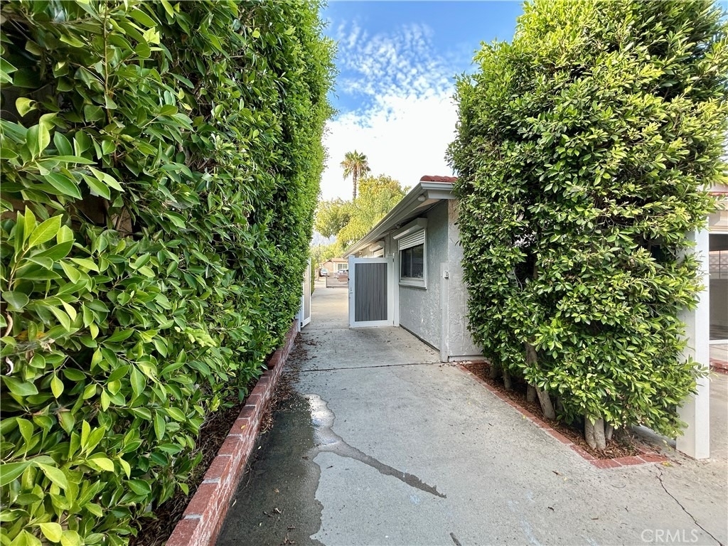 3132 Estado Street - Photo 32
