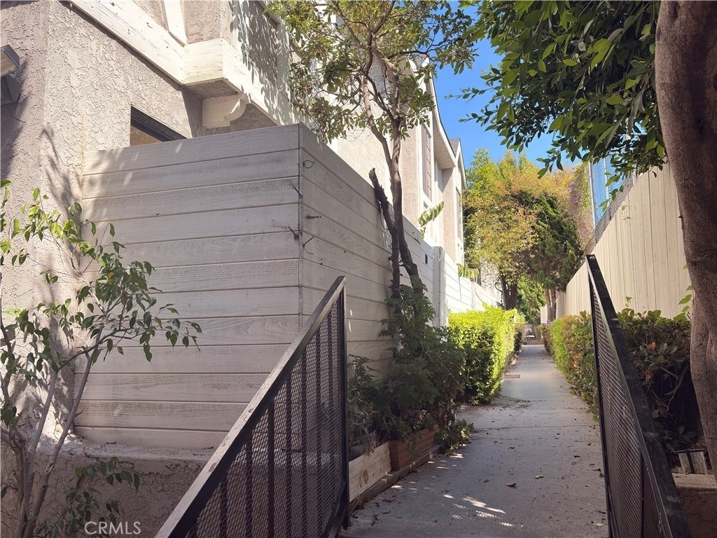 2519 Kansas - Photo 28