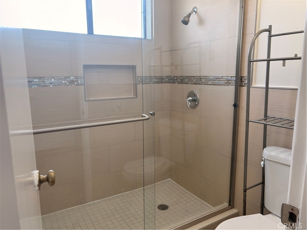 2519 Kansas - Photo 19