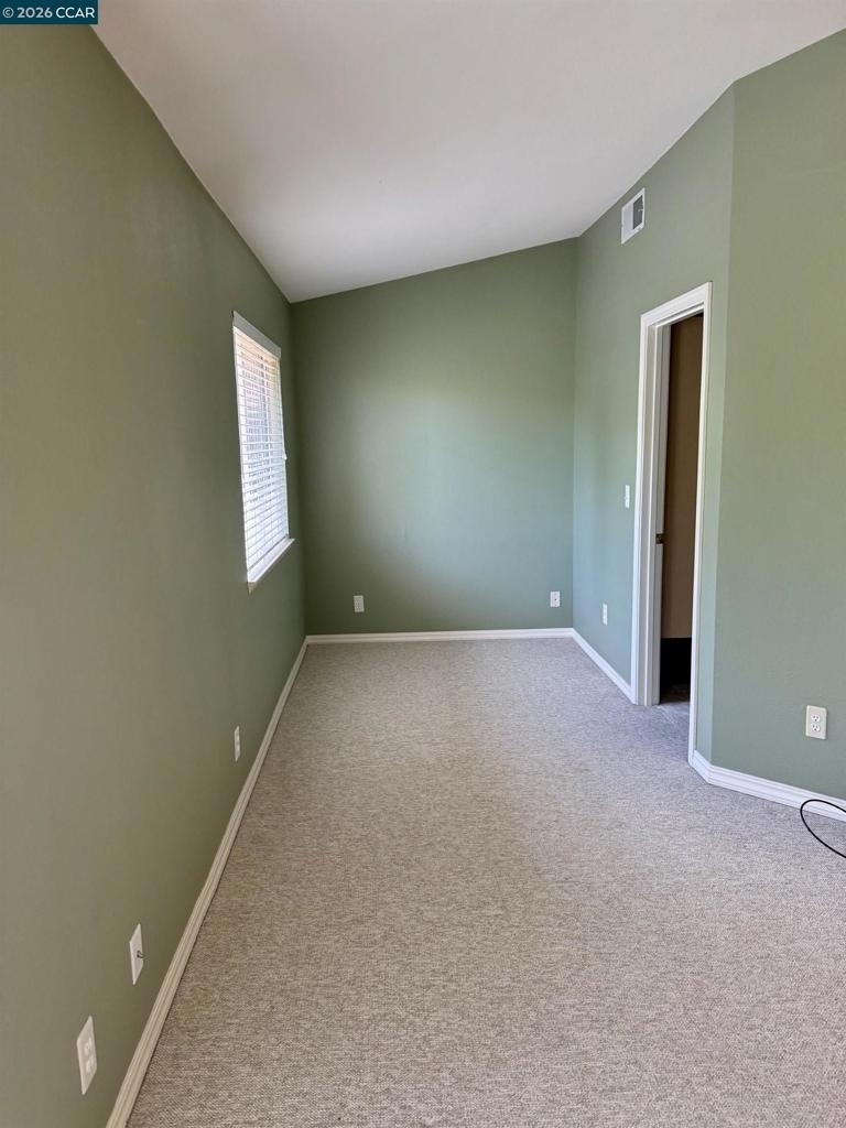 365 Bellflower Dr - Photo 16