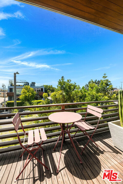 417 Venice Way - Photo 12