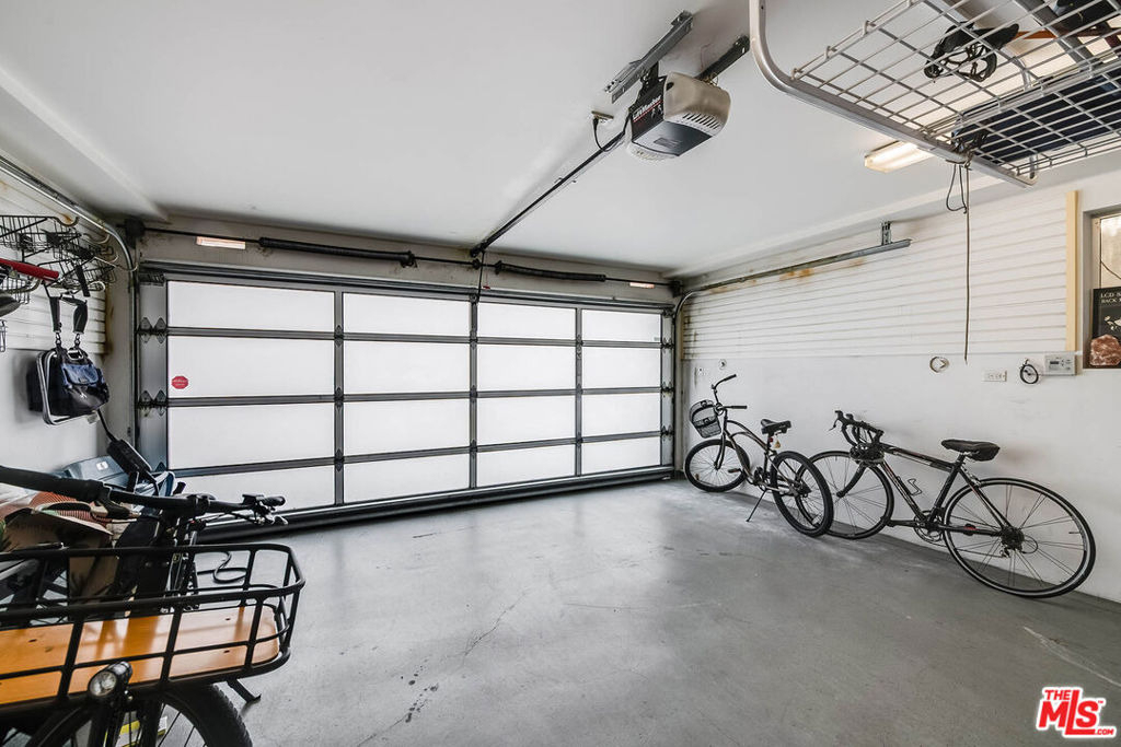 417 Venice Way - Photo 22