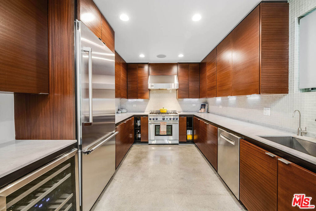 417 Venice Way - Photo 6