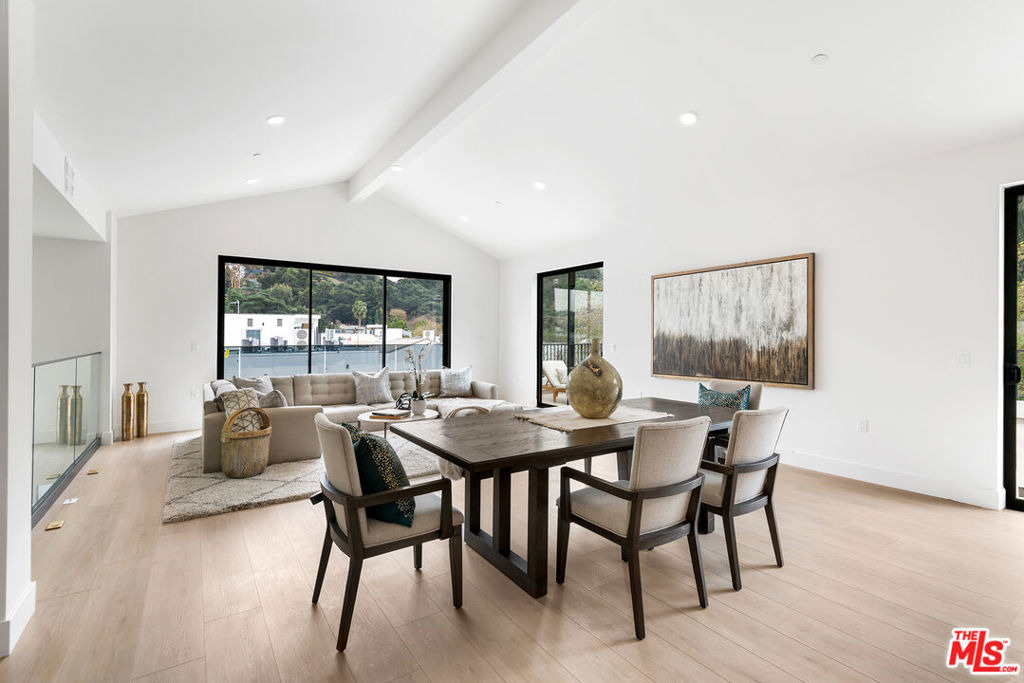 3659 1/2 Regal Place - Photo 13