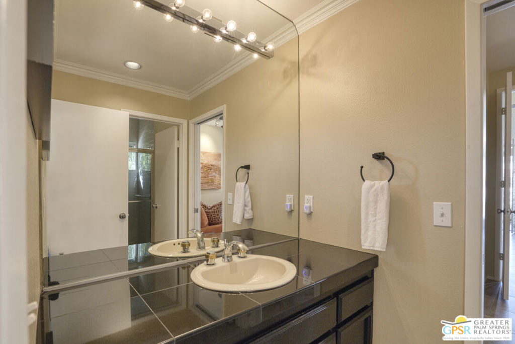 164 Lake Shore Drive - Photo 13