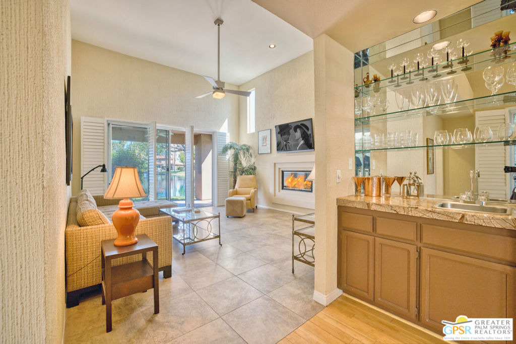 164 Lake Shore Drive - Photo 15